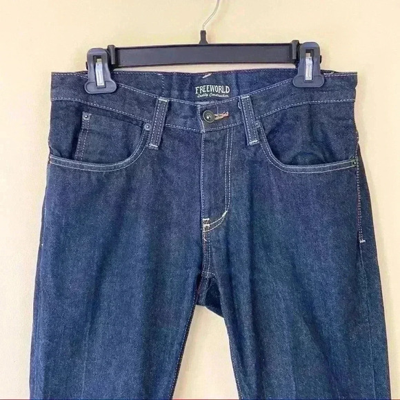 Free World Messenger Dark Wash 100% Cotton Lowrise Straight Leg Jeans Size 30/32 - Picture 4 of 7